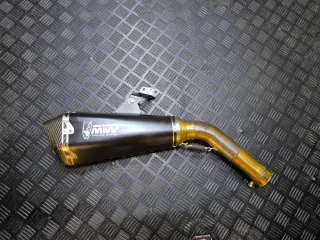 Escape Mivv Delta Negro BMW F750GS F850GS