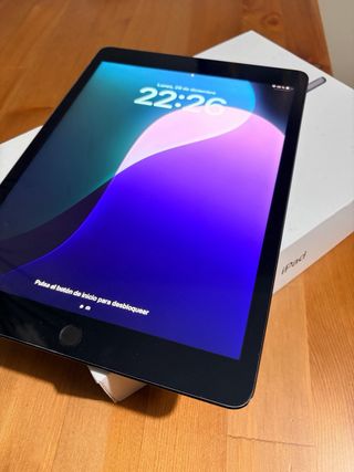 iPad 8ª Gen 32GB Grigio/Argento