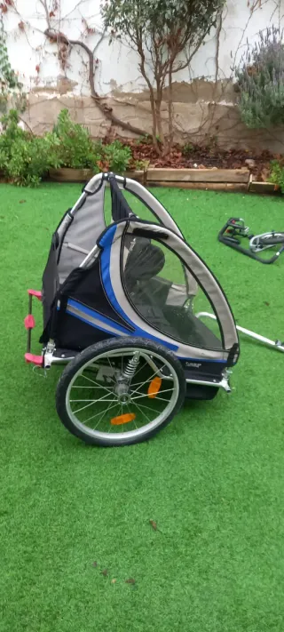 Remolque bici 2 niños con amortiguación