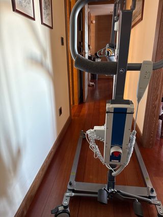 GRUA MOVILIDAD PERSONAS