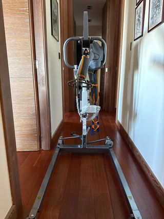 GRUA MOVILIDAD PERSONAS