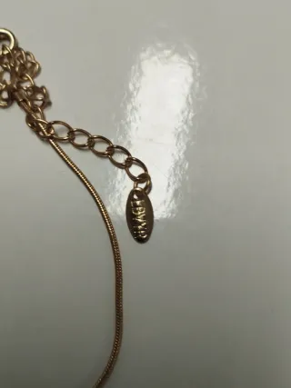 Collezione di Gioielli Dorato e Rosso