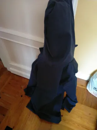 Chaquetón azul con botones de madera