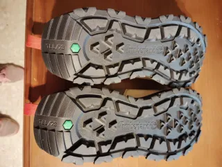 Zapatillas Timberland Beige y Rojo