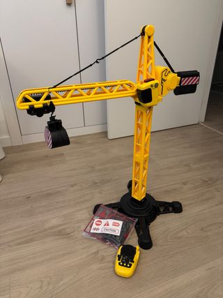 Grúa de juguete con mando a distancia