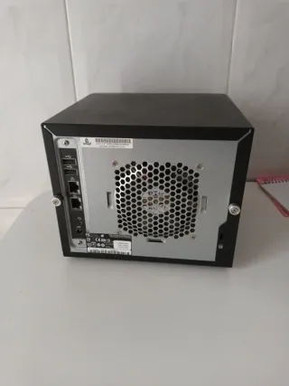 NAS Iomega StorCenter IX4-200d