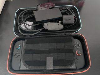Nintendo Switch 2 Negra y Roja