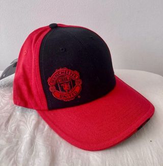 Gorra Manchester United Nike Negra y Roja