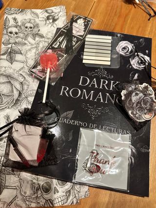 Cuaderno Lectura Dark Romance Calaveras Rosas