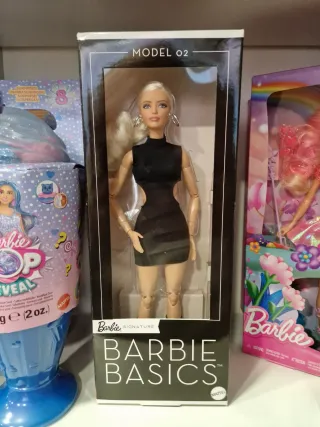 Barbie Basics Model 02 Signature