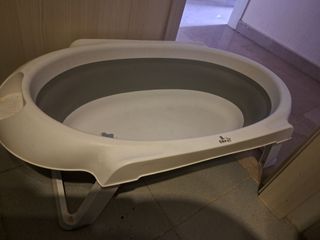 Bañera bebé plegable con patas