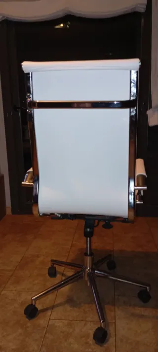 Pack de mesa oficina + sillas