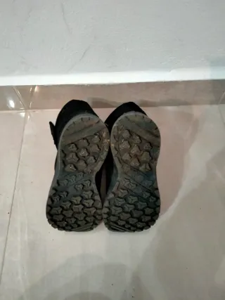 Botas de nieve Decathlon negras talla 31