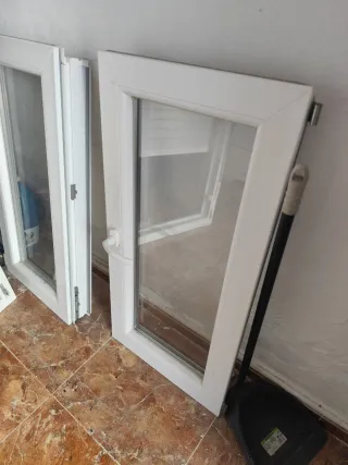 Ventana Climalit  + Persiana con cajón + Reja