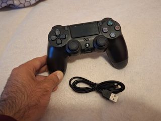 Mando PS4 Negro