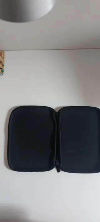 Custodia protettiva per e-book/tablet