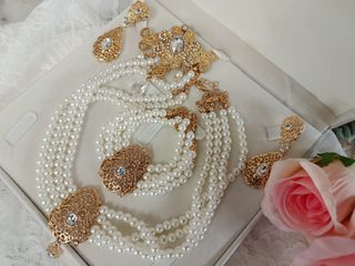 Aderezo Fallera Oro y perlas a Estrenar