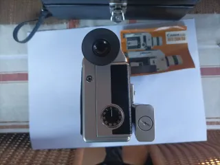 Cámara Super 8 Canon Auto Zoom 814