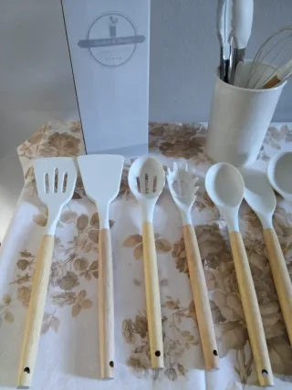Set 12 Utensili Cucina Silicone e Legno