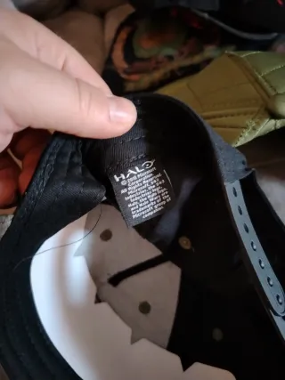 Cappelli Halo e Gears of War