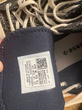 Converse negras con brillos