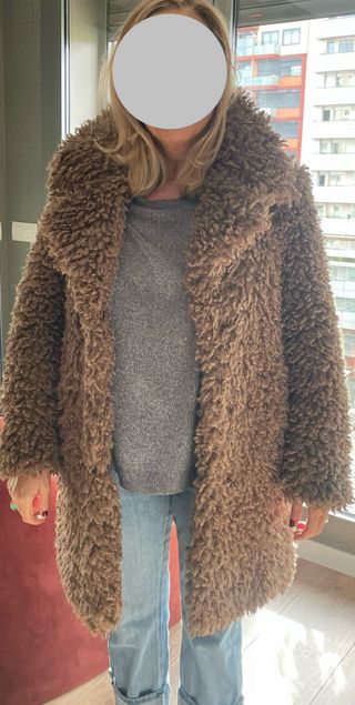Abrigo marrón de pelo sintético mujer
