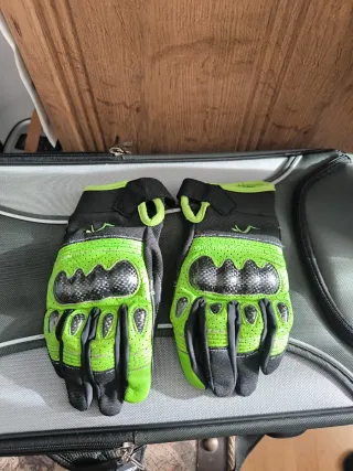 Guantes de moto niño.