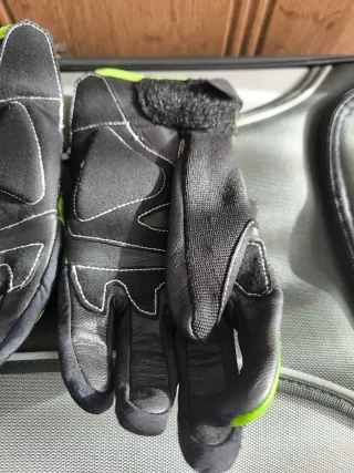 Guantes de moto niño.