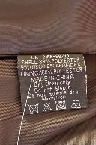 Abrigo rojo Hell Bunny de inspiración vintage