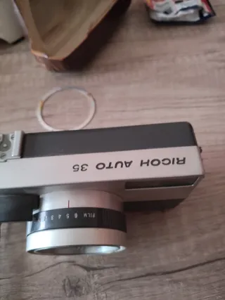 Cámara Ricoh Auto 35