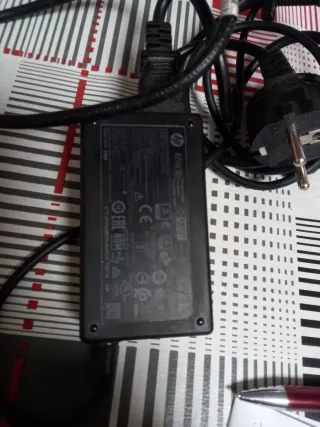 Cargador HP 65W Original