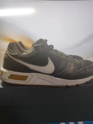 Zapatillas Nike Nightgazer Verde/Blanco