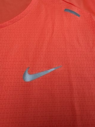 Camiseta Nike Running Naranja
