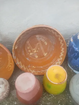 Tinajas, cántaros, lebrillos y orzas de barro