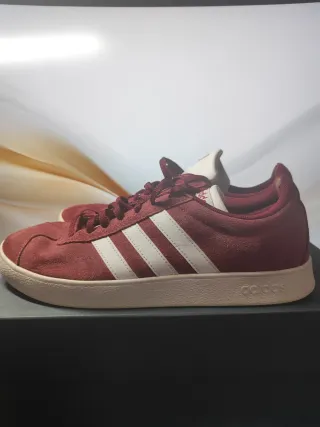 Adidas VL Court 2.0 Rojo Burdeos DA9855
