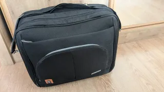 Cartera de viaje con ruedas negra