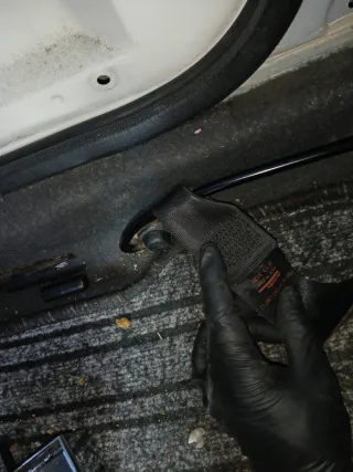 Cinturones Citroen Saxo 3 puertas