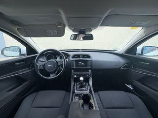 Jaguar XE 2016