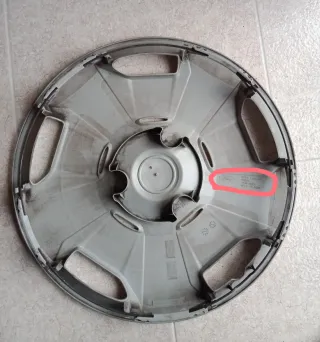 Tapacubos Ford Transit R-16 (4 unidades)