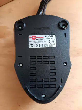 Cargador Würth Master AL 30-LI (10.8V - 12V)