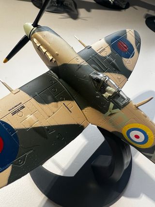 Maqueta Avión 1/72 Spitfire
