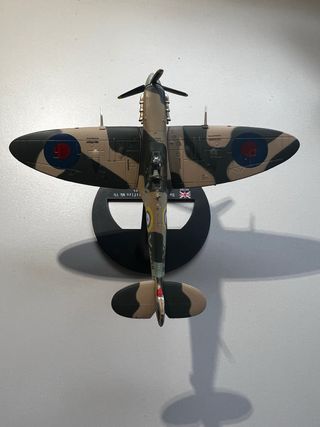 Maqueta Avión 1/72 Spitfire