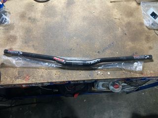 Manillar Carbono MTB Race Face NEXT de 690