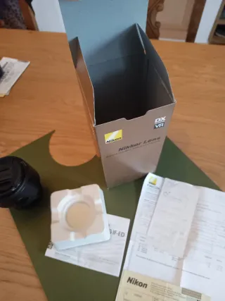 Objetivo Nikon AF-S DX VR Nikkor 18-200mm