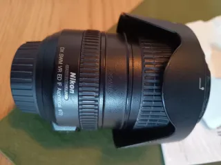 Objetivo Nikon AF-S DX VR Nikkor 18-200mm