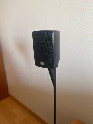 Equipo Sonido JBL + Receptor multicanal Pioneer