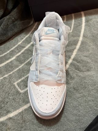 Zapatillas Nike Blancas y Azules