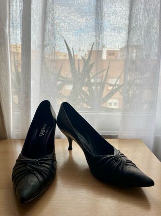Zapatos AVINO negros talla 41