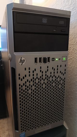 Servidor HP ProLiant ML310e Gen8 v2