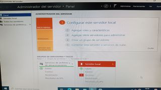Servidor HP ProLiant ML310e Gen8 v2